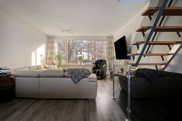 Tussenwoning te koop: Koebergstraat 59, Tilburg
