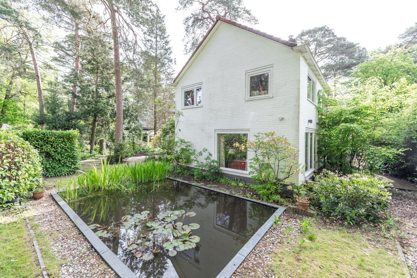 Foto 10 van Dennenlaan 17