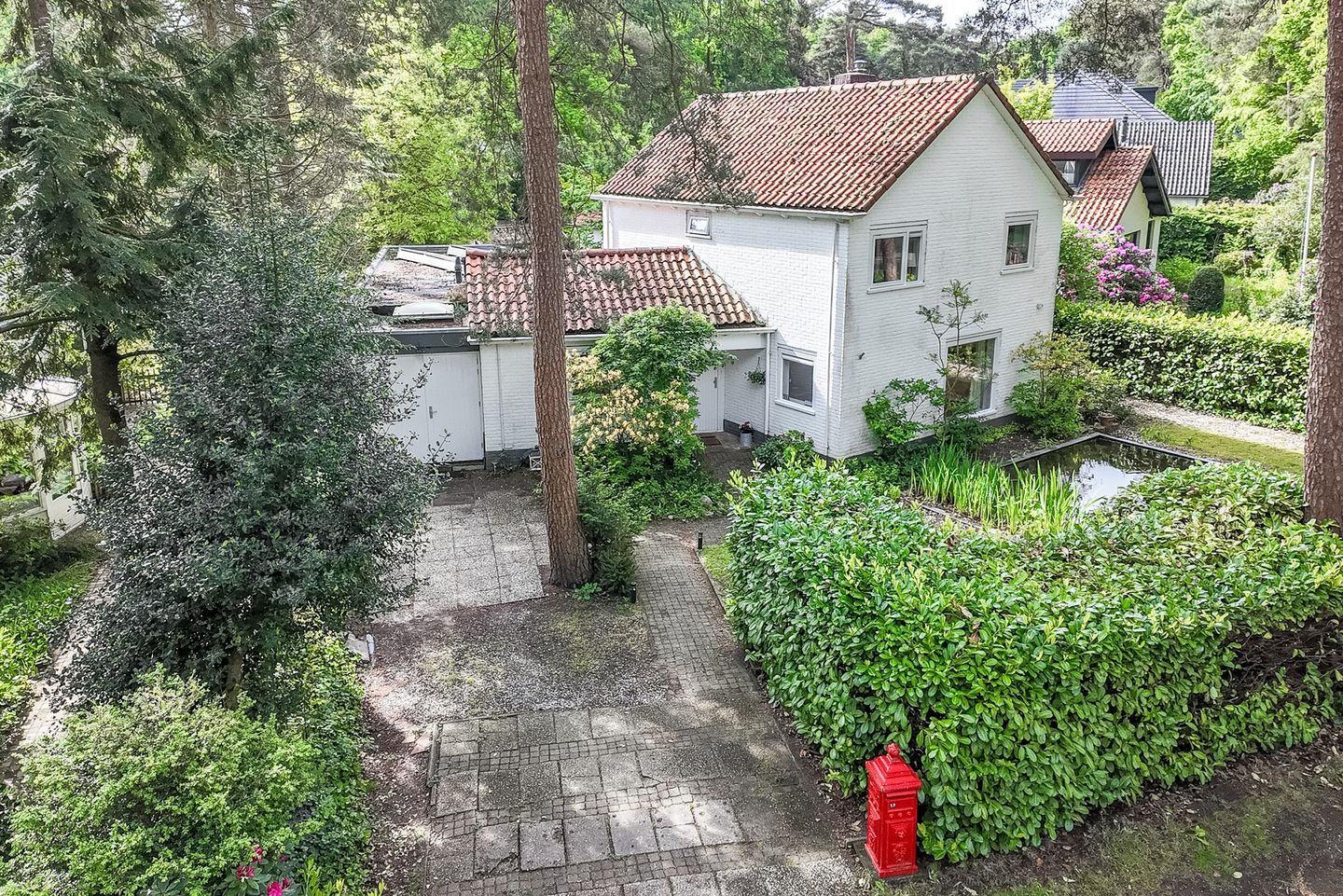 Foto 1 van Dennenlaan 17