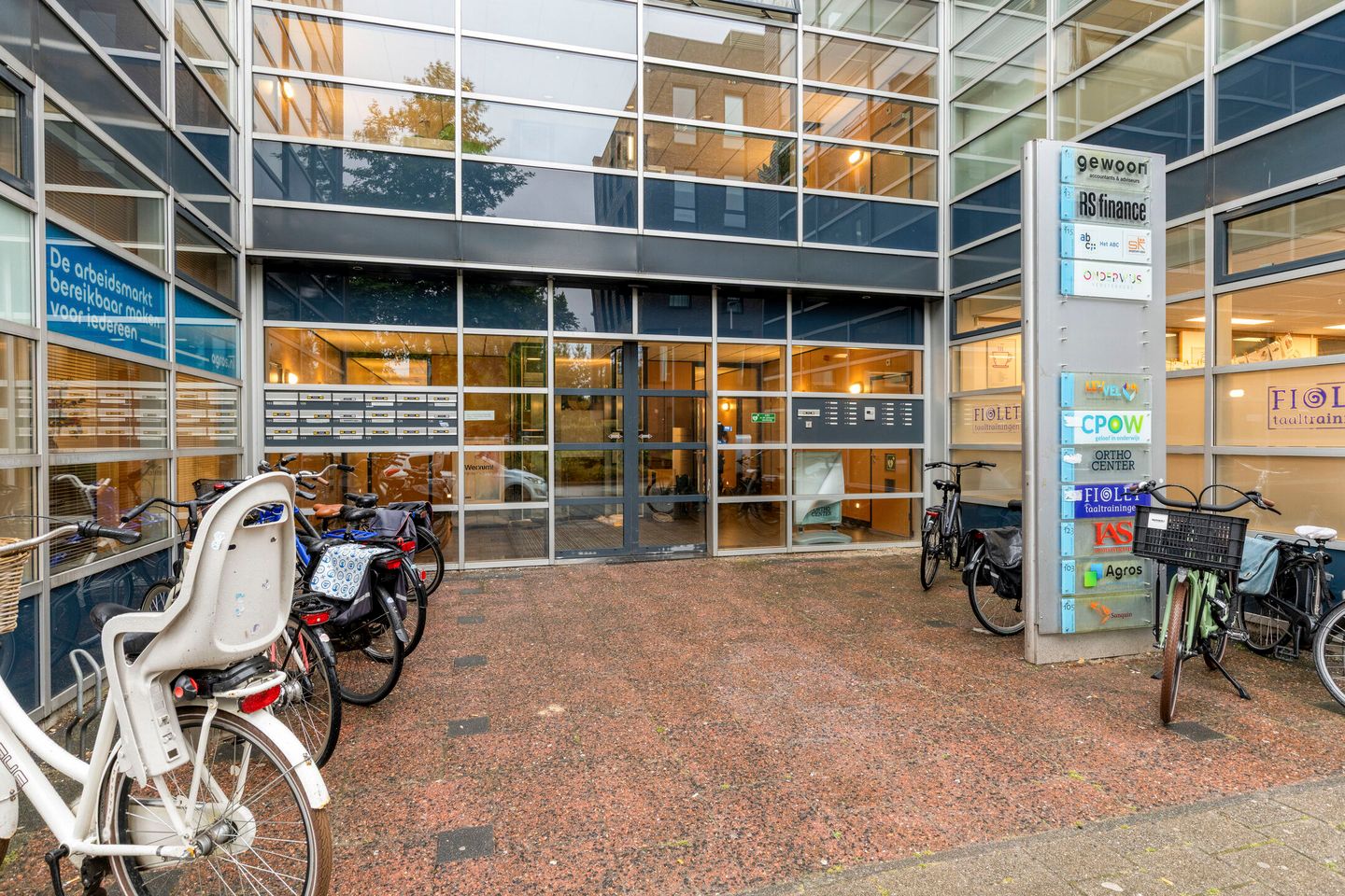 View photo 3 of Wielingenstraat 119
