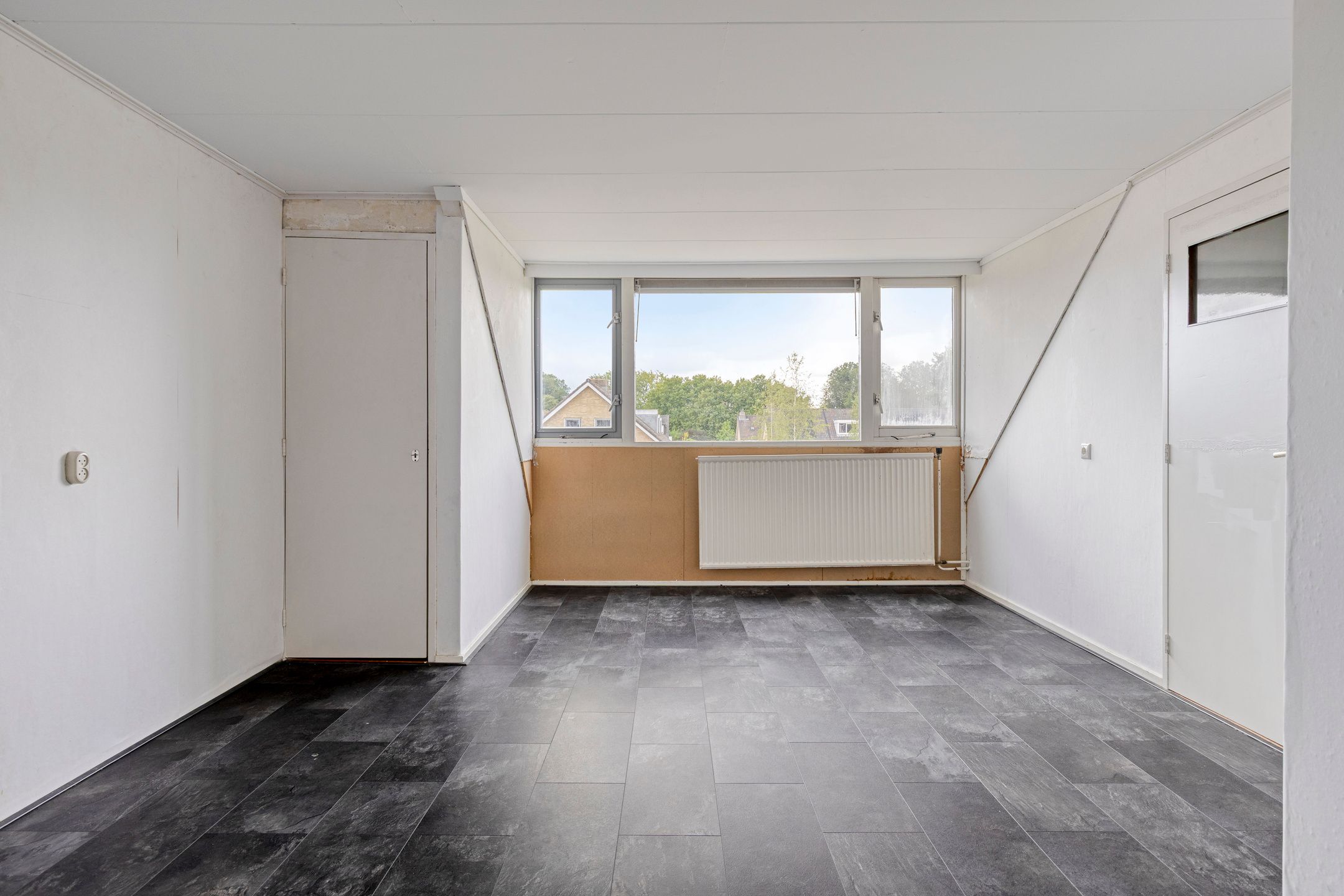 Photo 18 of Hellendaalstraat 17