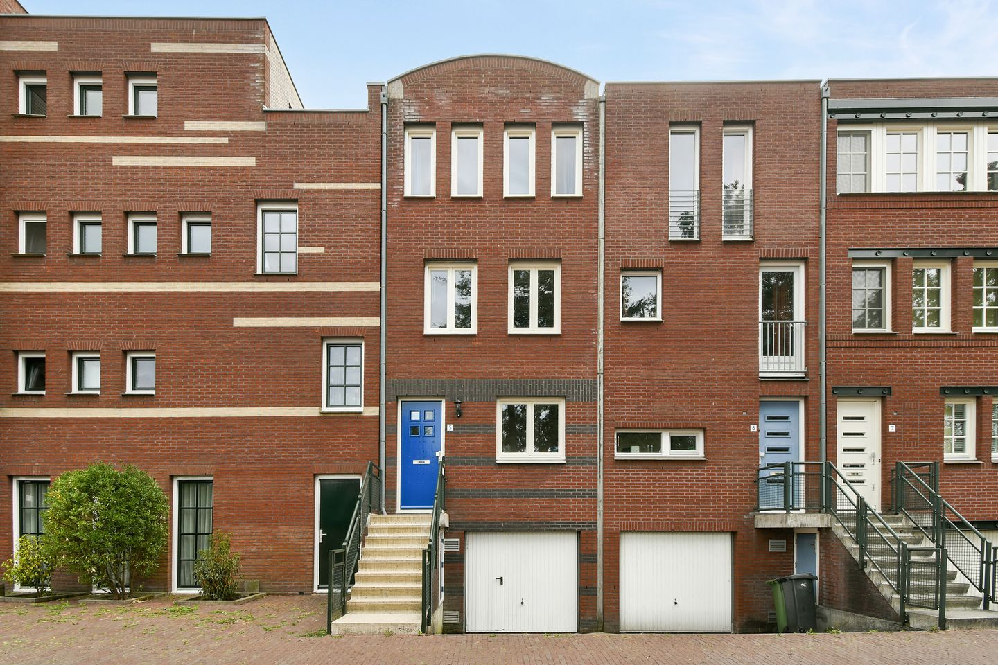 Foto 1 van Dom H. van der Laanstraat 5