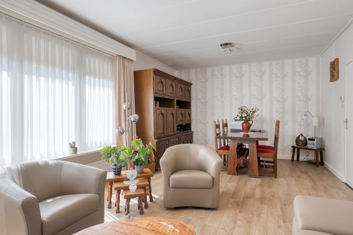 Vrijstaande woning te koop: Molenweg 12, Koewacht