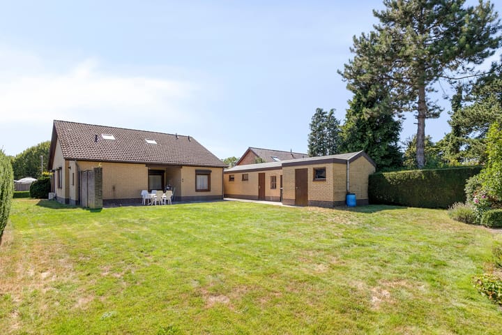 Vrijstaande woning te koop: Molenweg 12, Koewacht