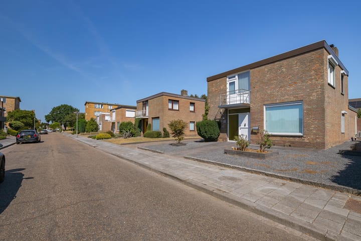 Vrijstaande woning te koop: Secr Stregenstraat 8, Stein