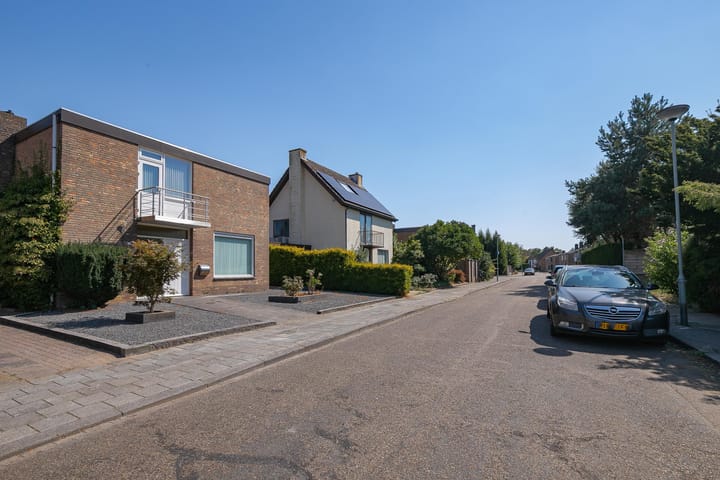 Vrijstaande woning te koop: Secr Stregenstraat 8, Stein