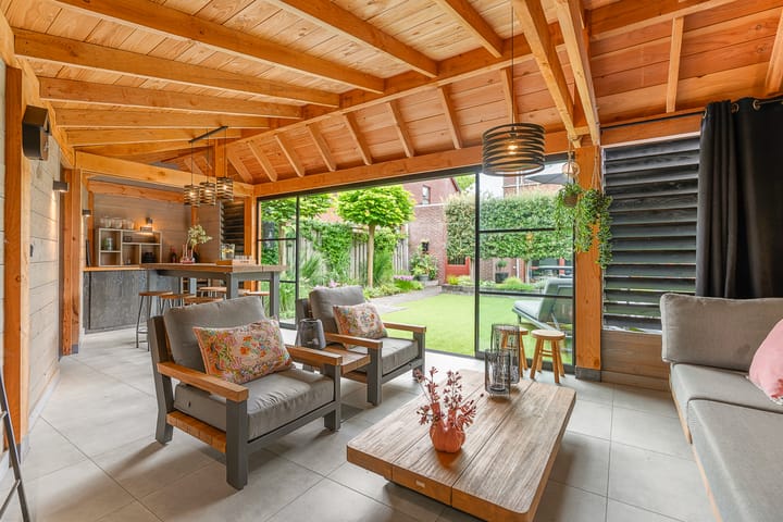 Tussenwoning te koop: Ds. Magendansstraat 12, Lexmond