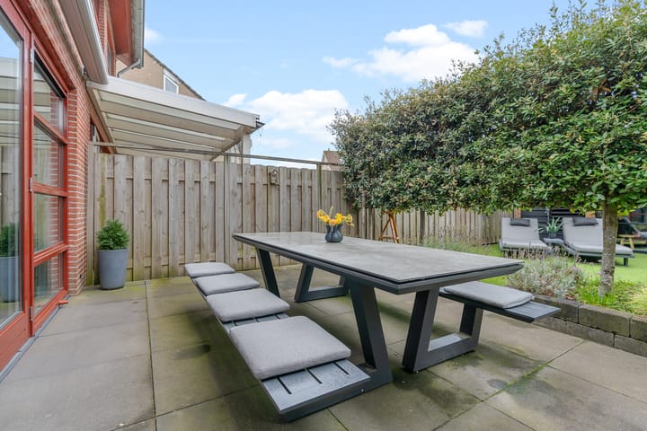 Tussenwoning te koop: Ds. Magendansstraat 12, Lexmond