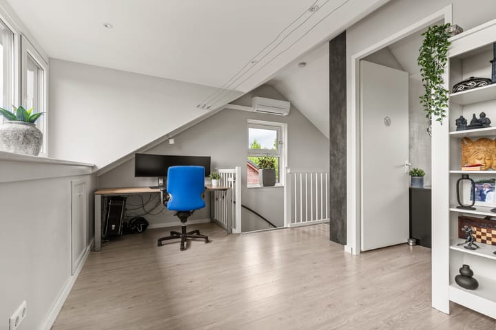 Tussenwoning te koop: Ds. Magendansstraat 12, Lexmond