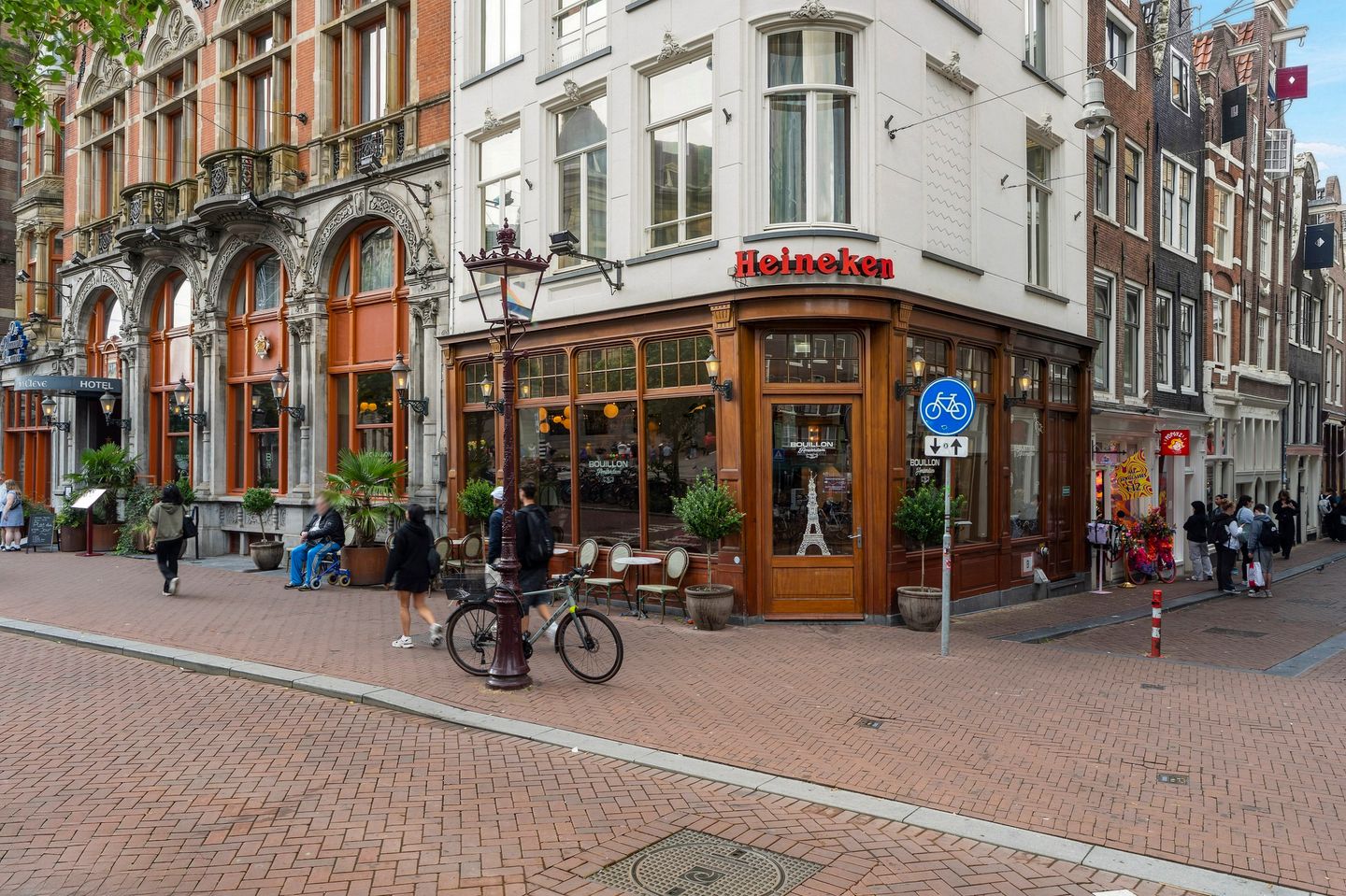 Photo 40 of Nieuwezijds Voorburgwal 152-L