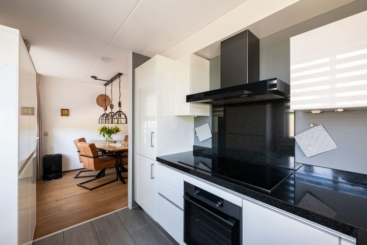 Tussenwoning te koop: Menkemaborgstraat 4A, Hellevoetsluis