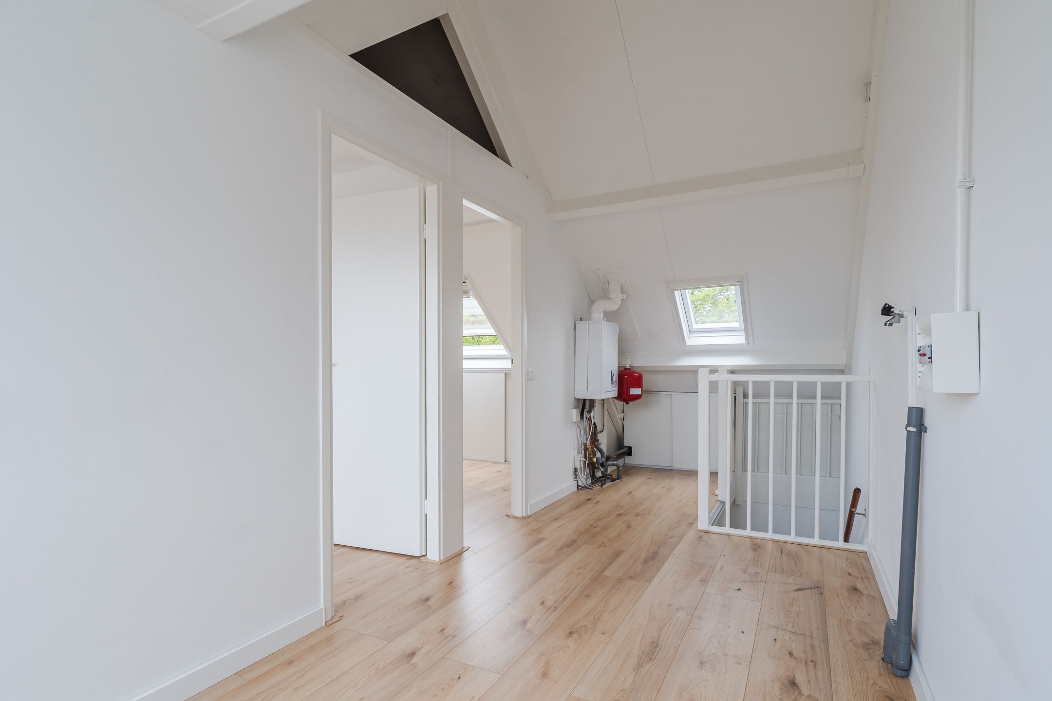 Photo 30 of Edamstraat 21