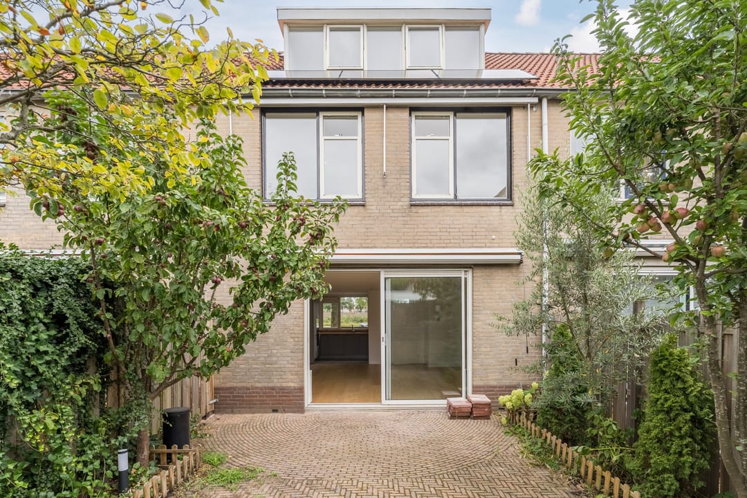 Photo 38 of Edamstraat 21