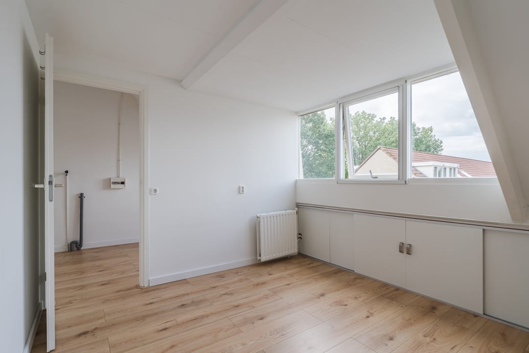 Photo 32 of Edamstraat 21