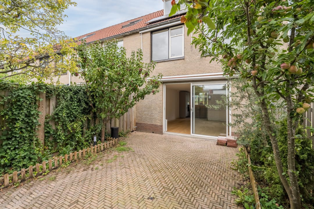 Photo 37 of Edamstraat 21
