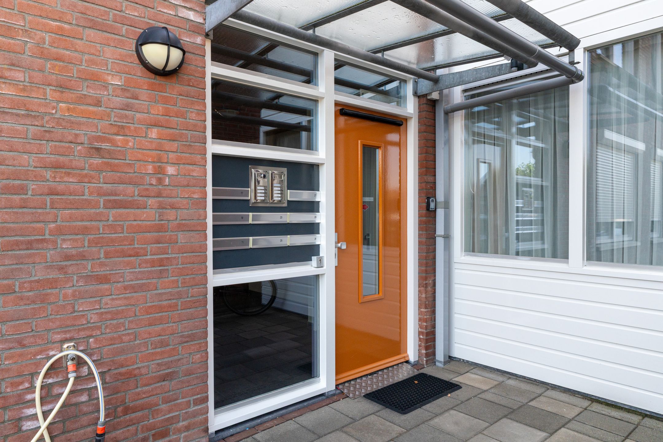 Photo 36 of van der Loostraat 29