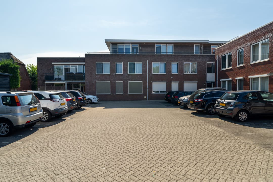 Photo 37 of van der Loostraat 29