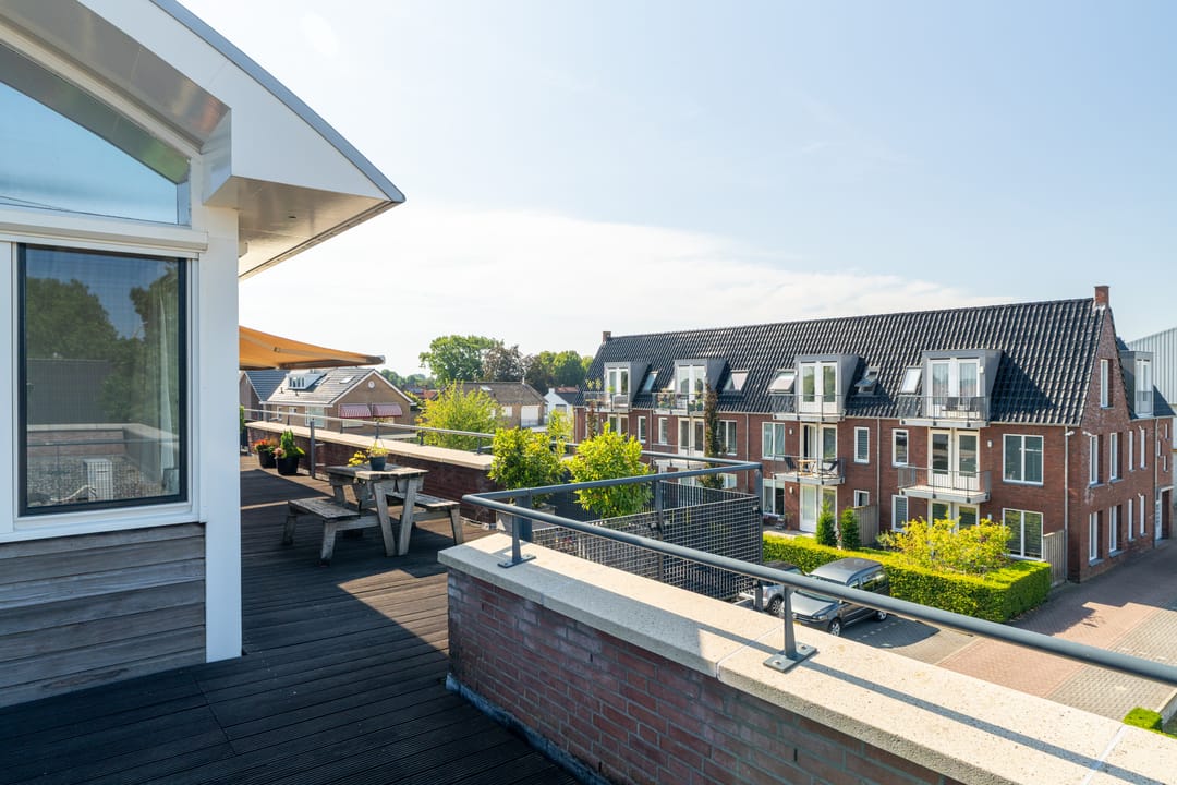 Photo 32 of van der Loostraat 29