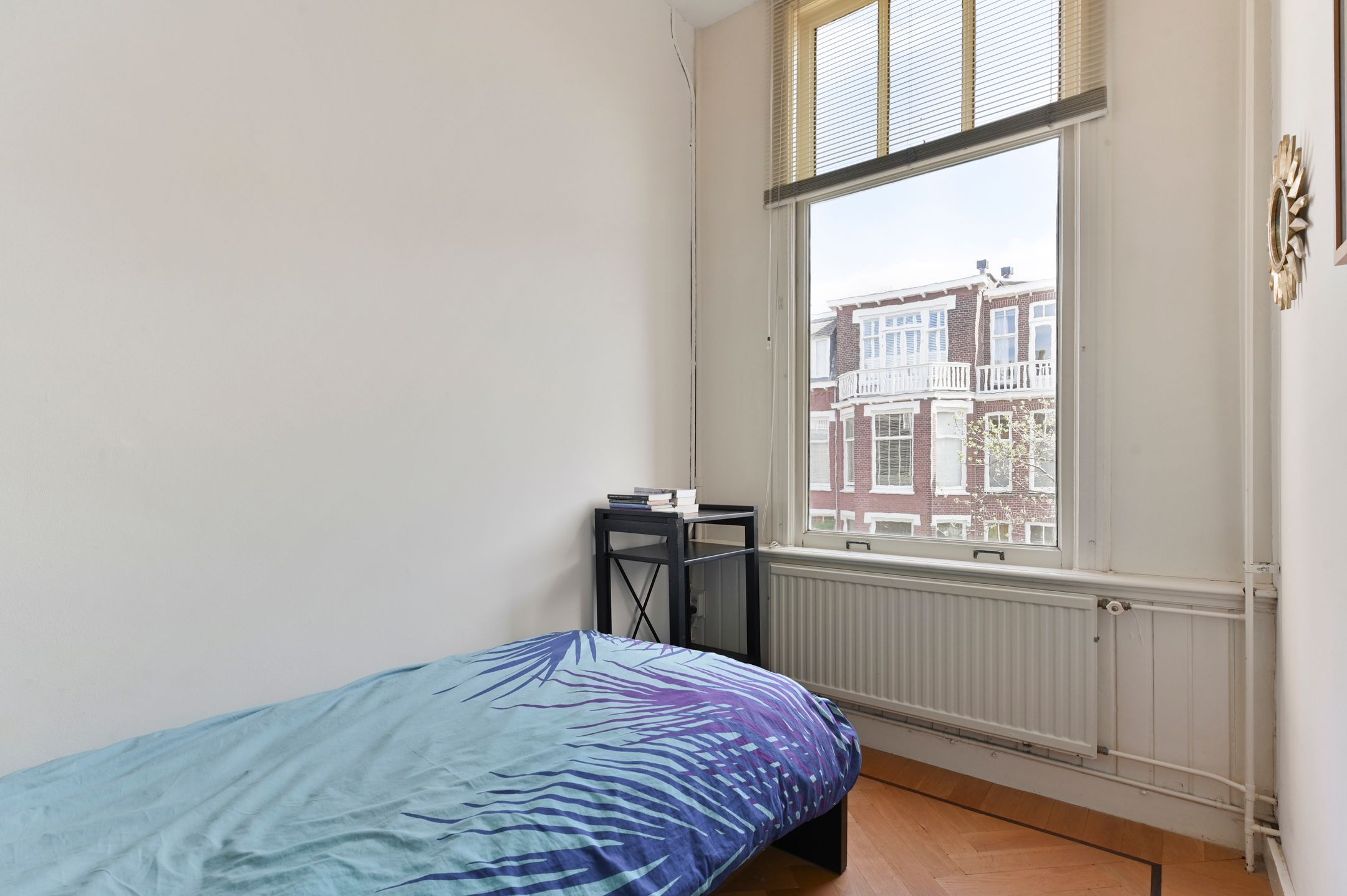 Photo 33 of Van Beverningkstraat 13
