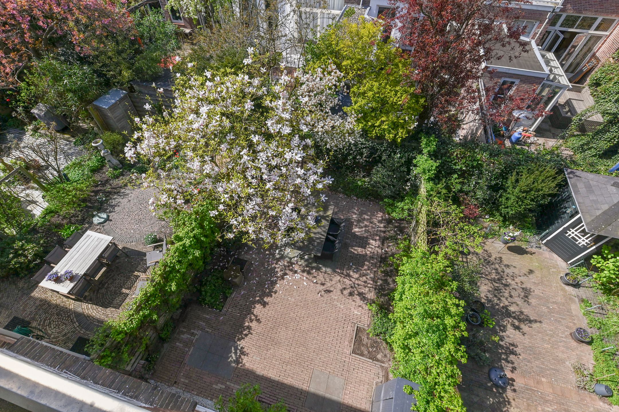 Photo 51 of Van Beverningkstraat 13