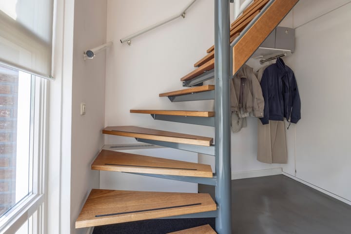 Tussenwoning te koop: Villa Spaanse Ruiter 90, Waalwijk