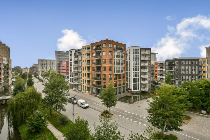 Appartement te koop: Carel Willinkgracht 201, Diemen