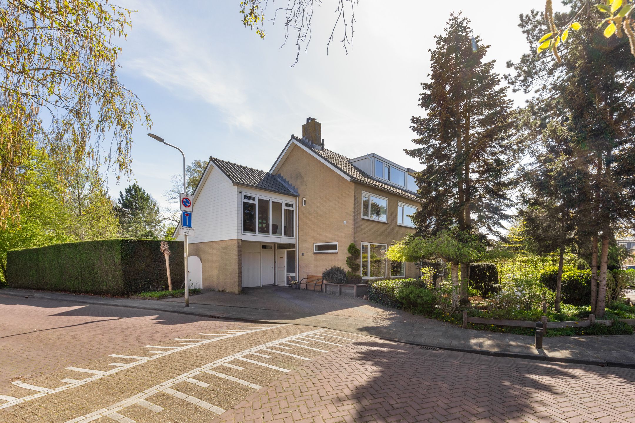 de Ruyterlaan 24 