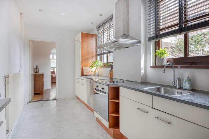 Tussenwoning te koop: Beekstraat 24, Schinveld