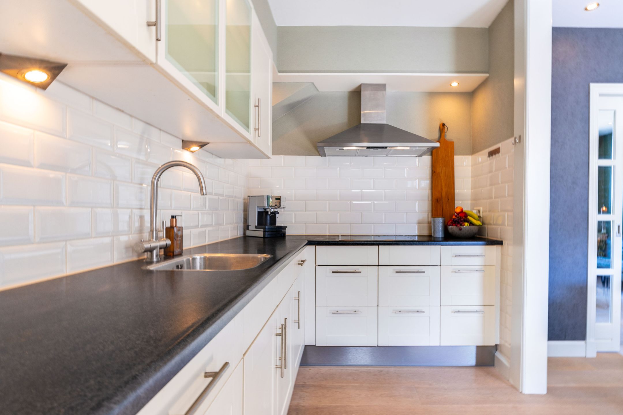 Photo 9 of Raadhuisstraat 50