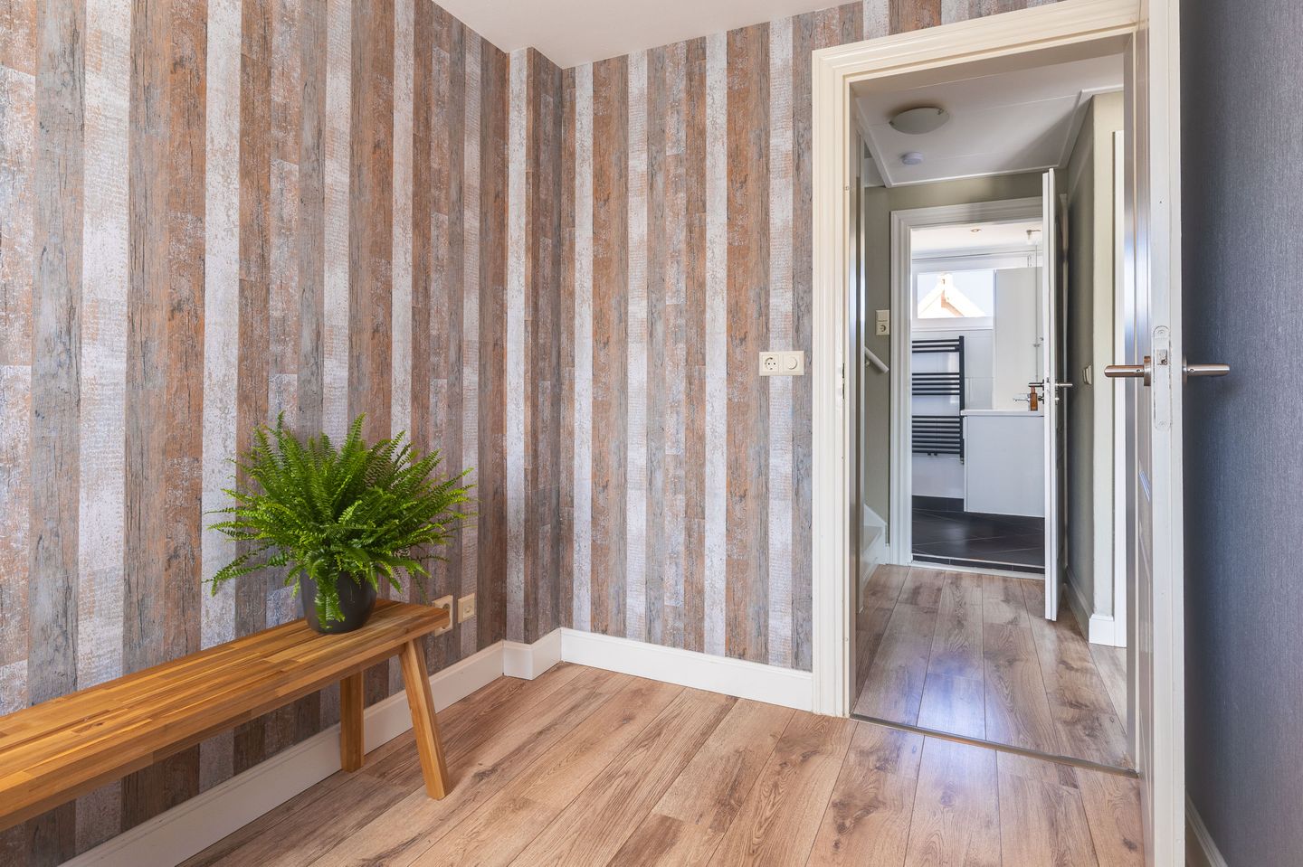Photo 34 of Raadhuisstraat 50