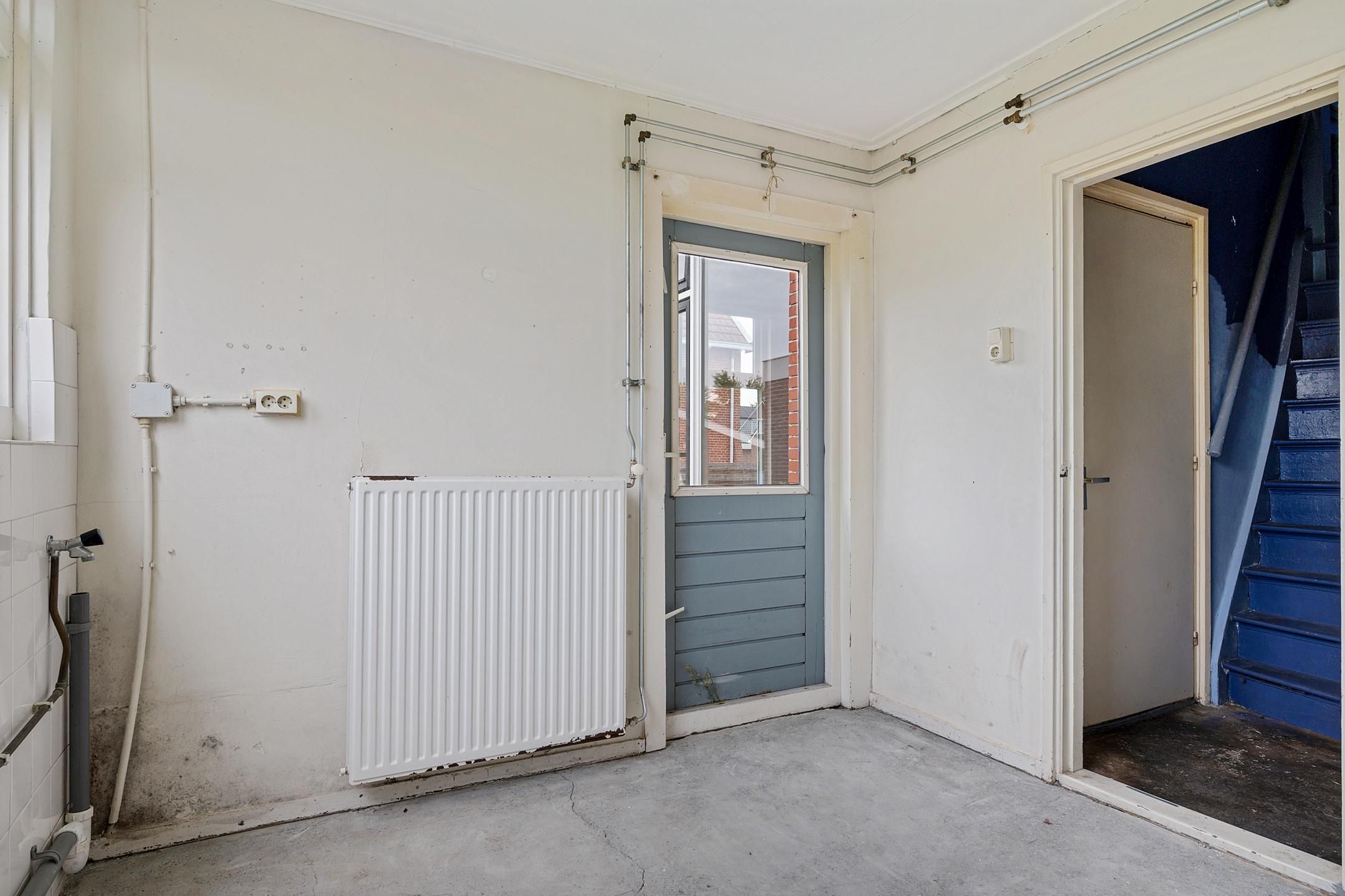 Photo 15 of Luringstraat 27