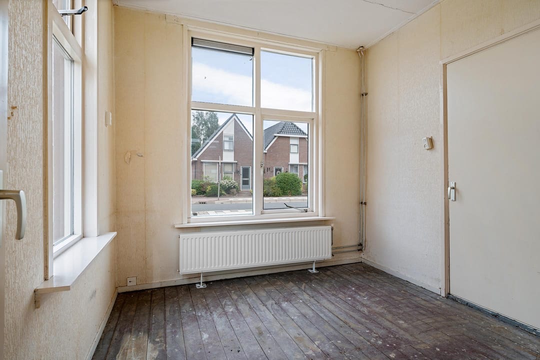 Photo 8 of Luringstraat 27
