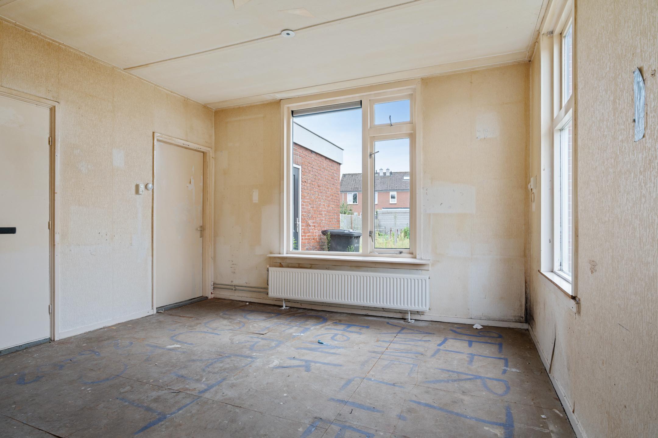 Photo 9 of Luringstraat 27