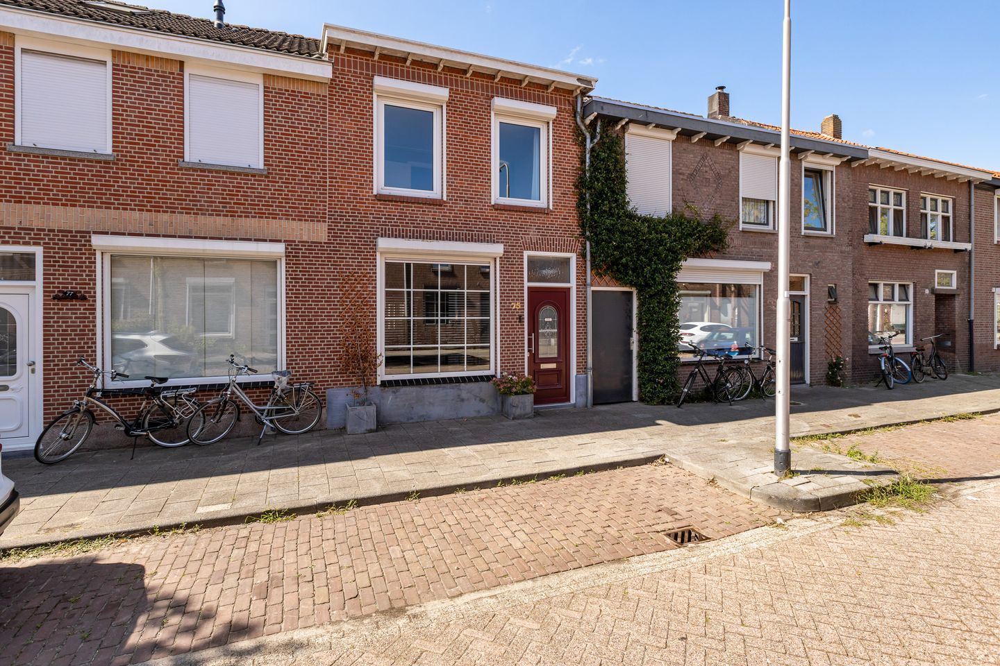 Foto 1 van Oeverstraat 75