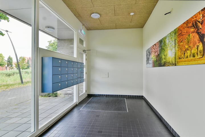 Appartement te koop: Vivaldisingel 255, Nieuw-Vennep