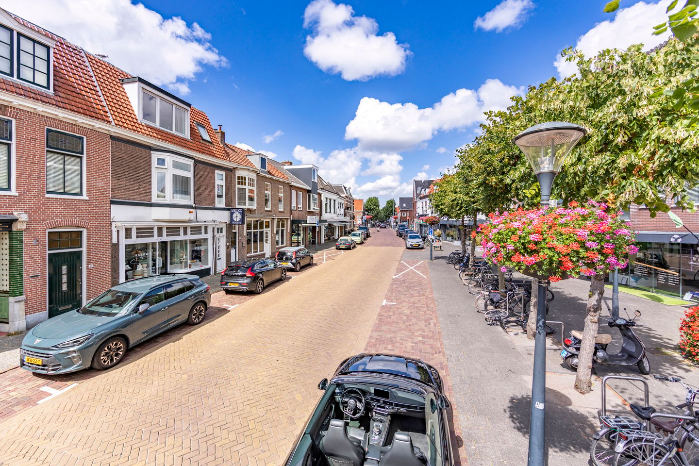 Bekijk foto 1 van Raadhuisstraat