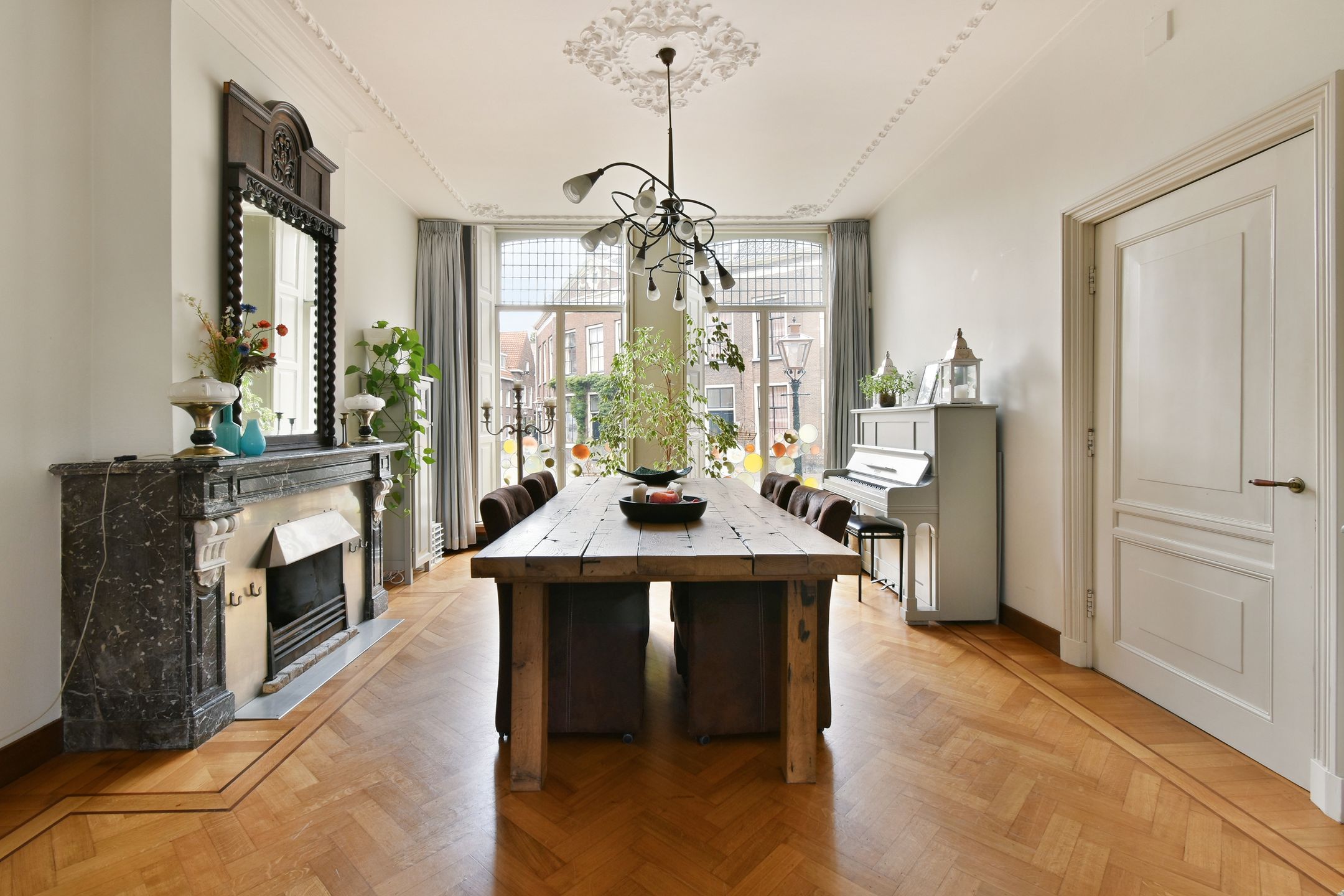 Photo 9 of Pieterskerkhof 36
