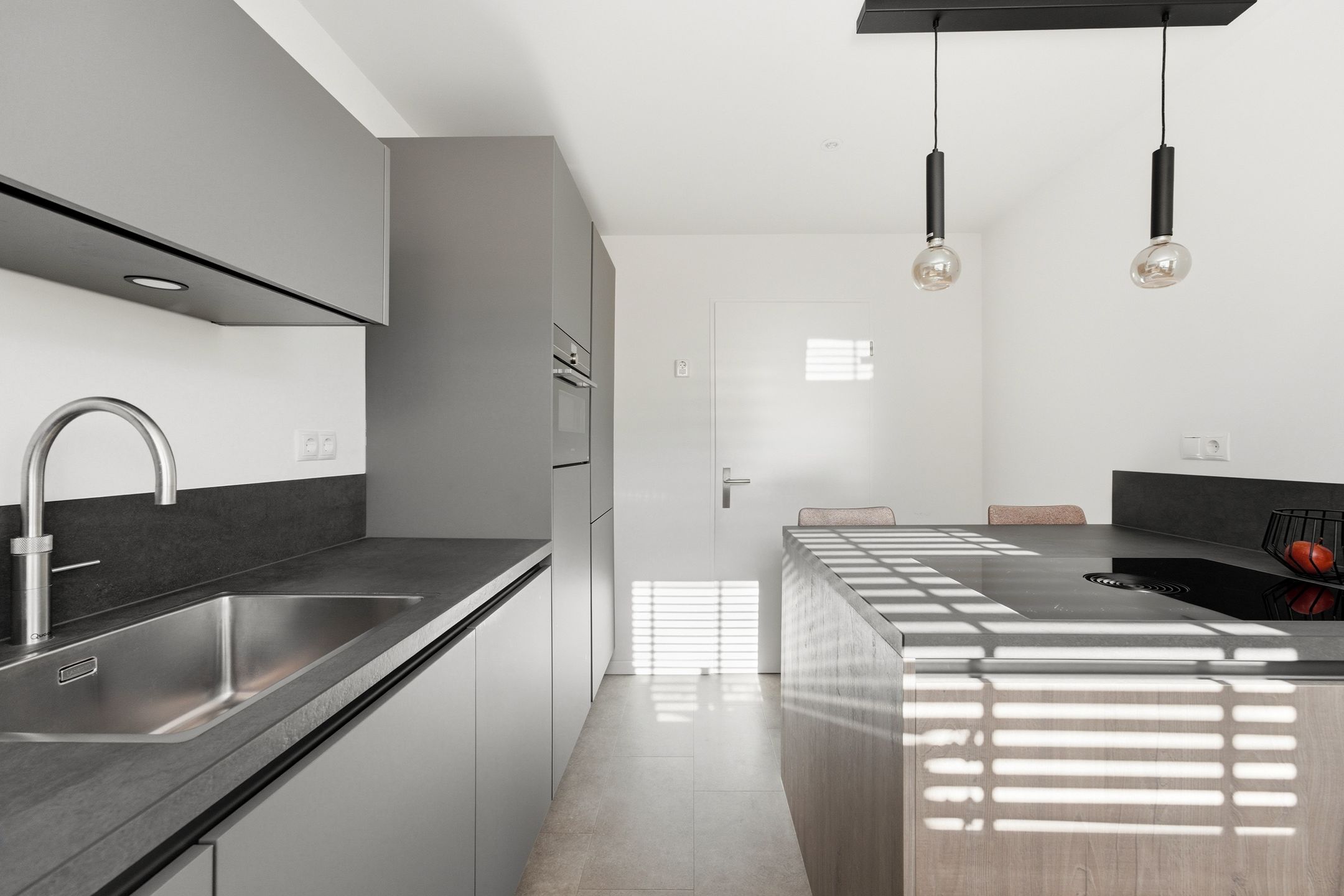 Photo 15 of Roemer Visscherstraat 5