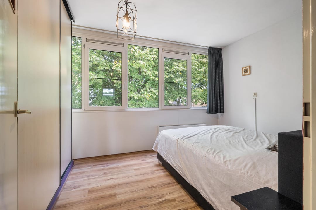 Photo 37 of Obrechtstraat 2
