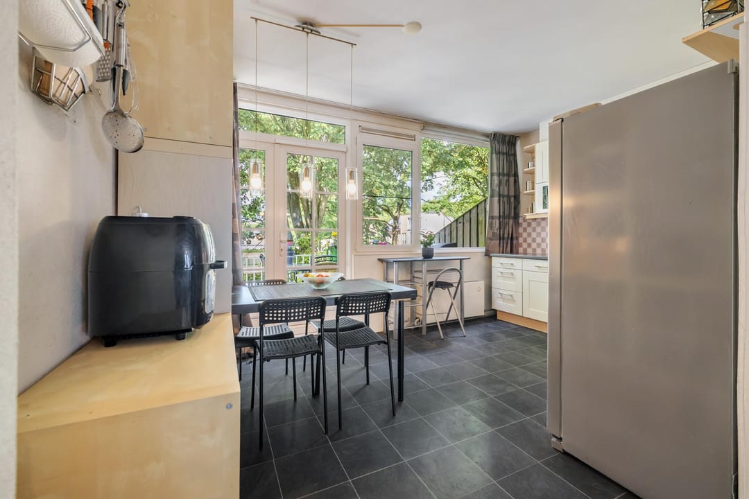 Photo 26 of Obrechtstraat 2