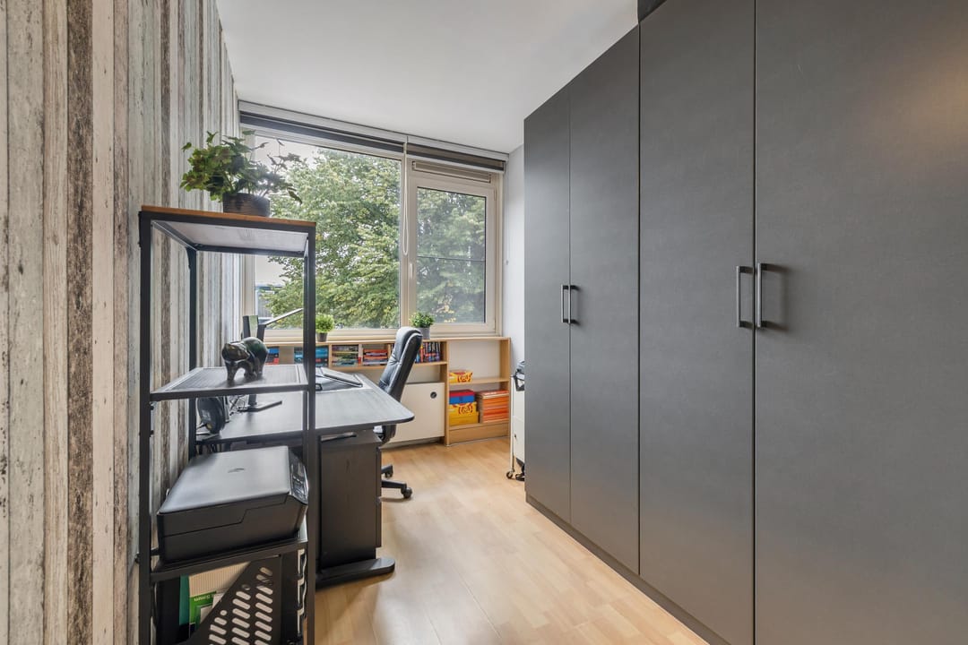 Photo 46 of Obrechtstraat 2