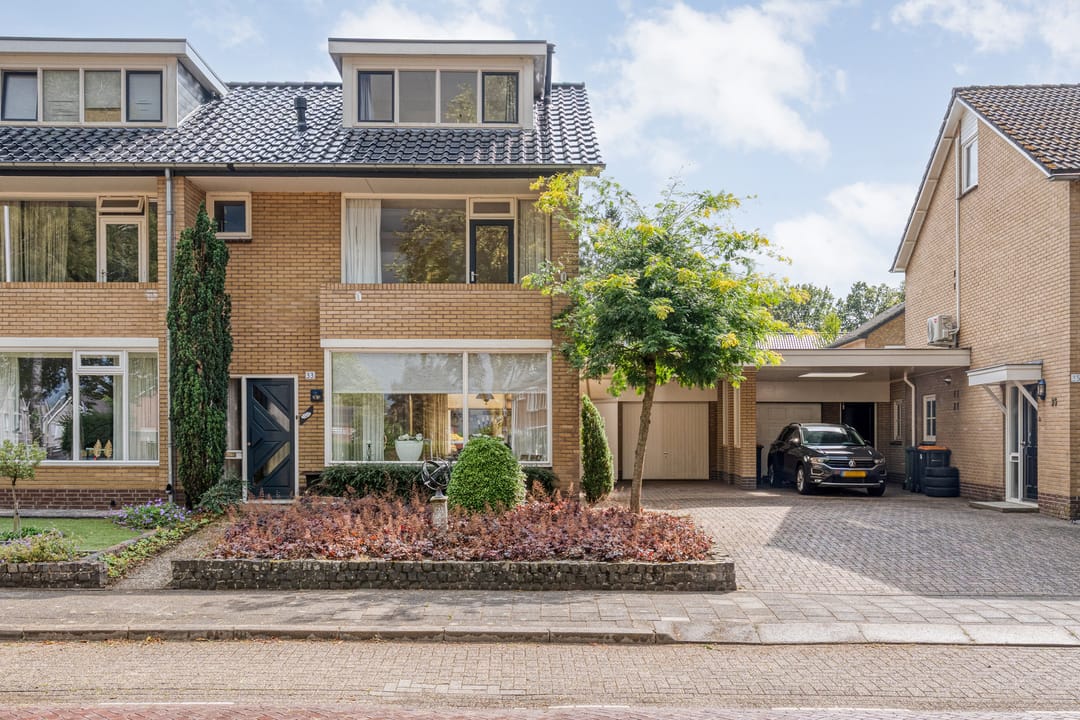 Photo 8 of Teunis Lodderstraat 33