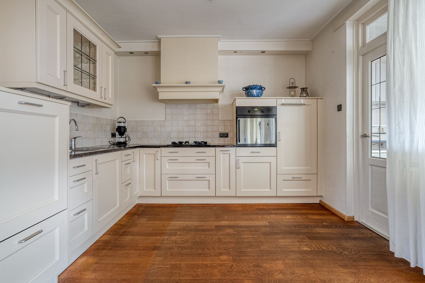 Photo 4 of Teunis Lodderstraat 33