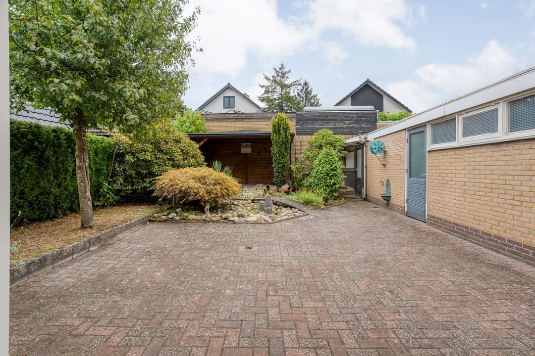 Photo 52 of Teunis Lodderstraat 33