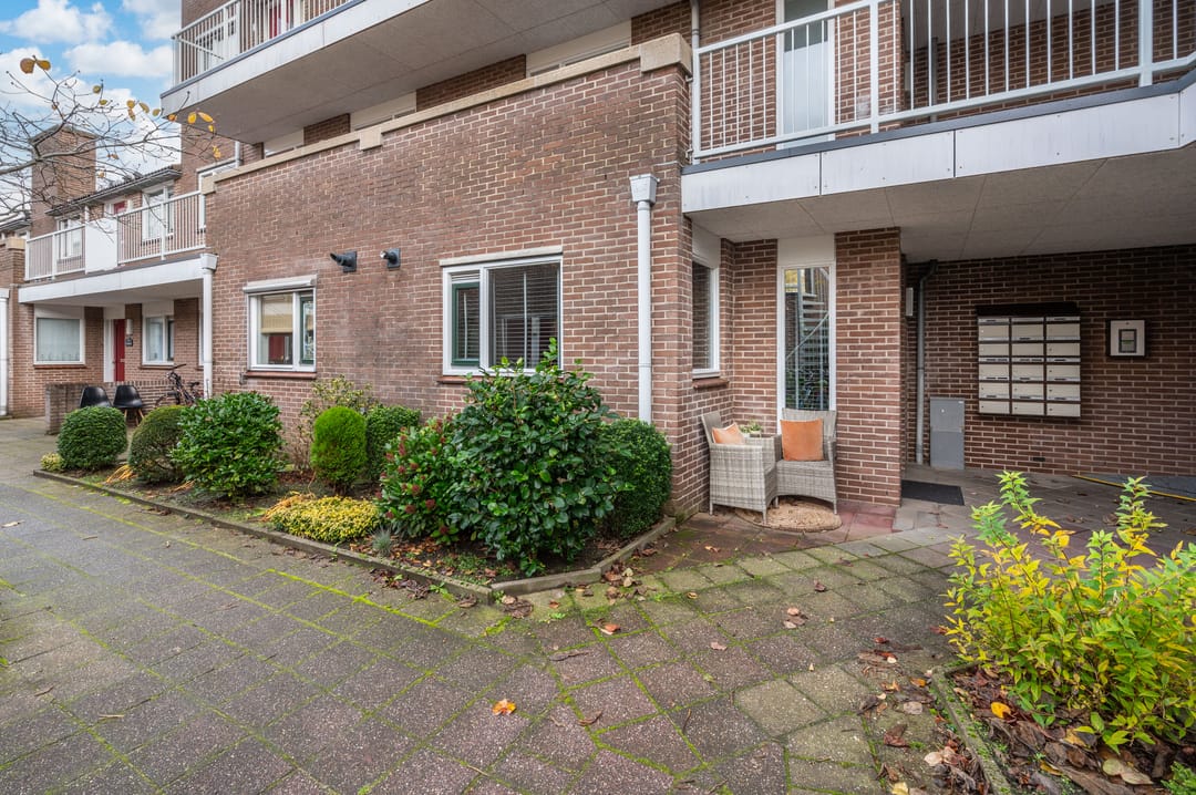 Photo 2 of Kometenstraat 40
