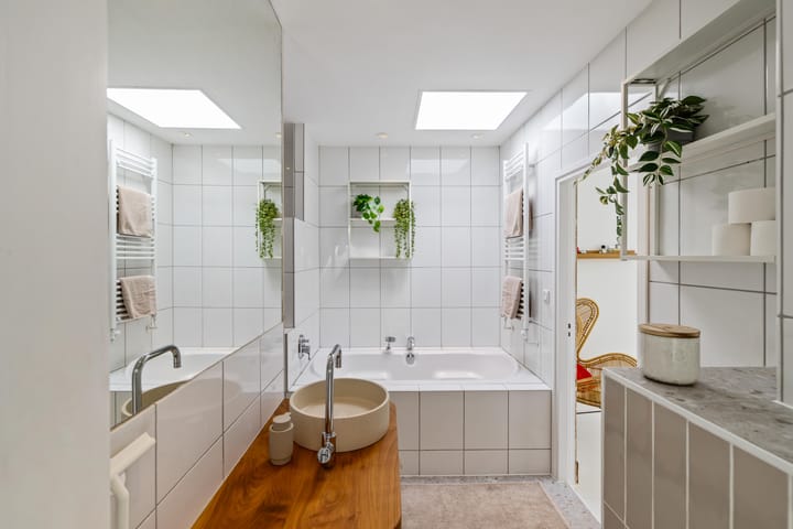 Photo 5 of Wassenberghstraat 18