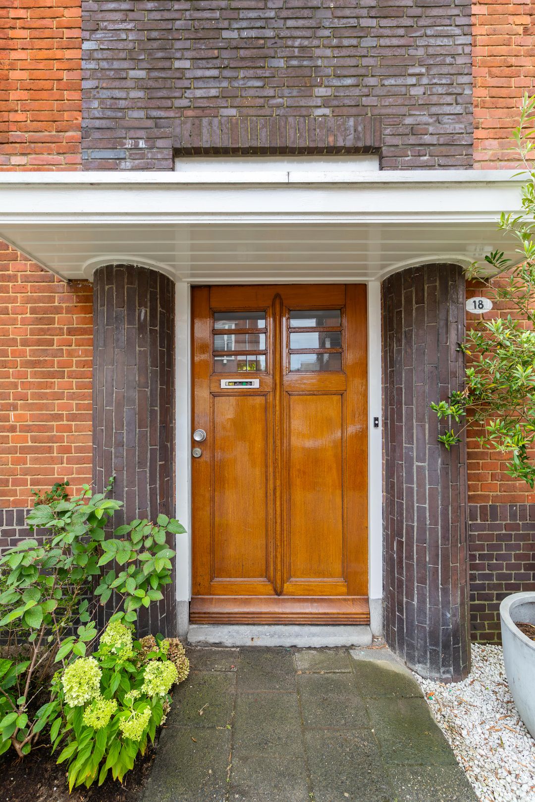 Photo 7 of Wassenberghstraat 18