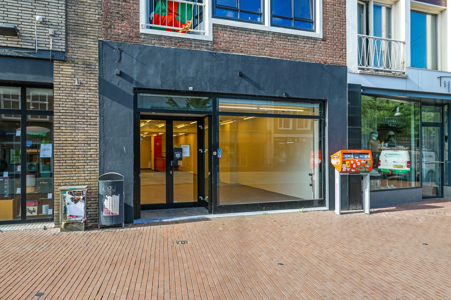 Bekijk foto 1 van Burchtstraat 36
