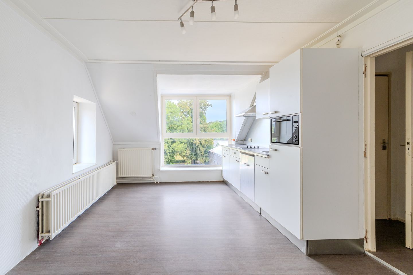 Foto 49 van Dorpstraat 17-A
