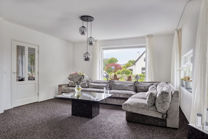 Vrijstaande woning te koop: Heukelenseweg 21, Deventer